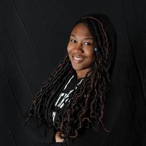 Meet your Posher, Candyce